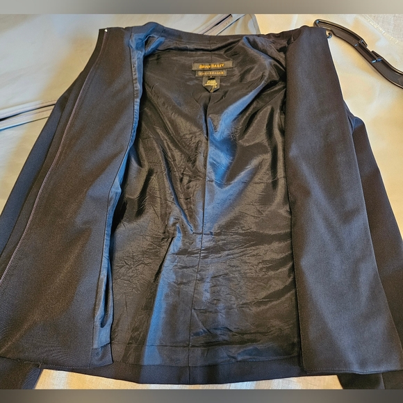 Size 4 Brian Bailey (for Holt Renfrew) Fitted Black Suit with Pencil Skirt - Picture 12 of 16